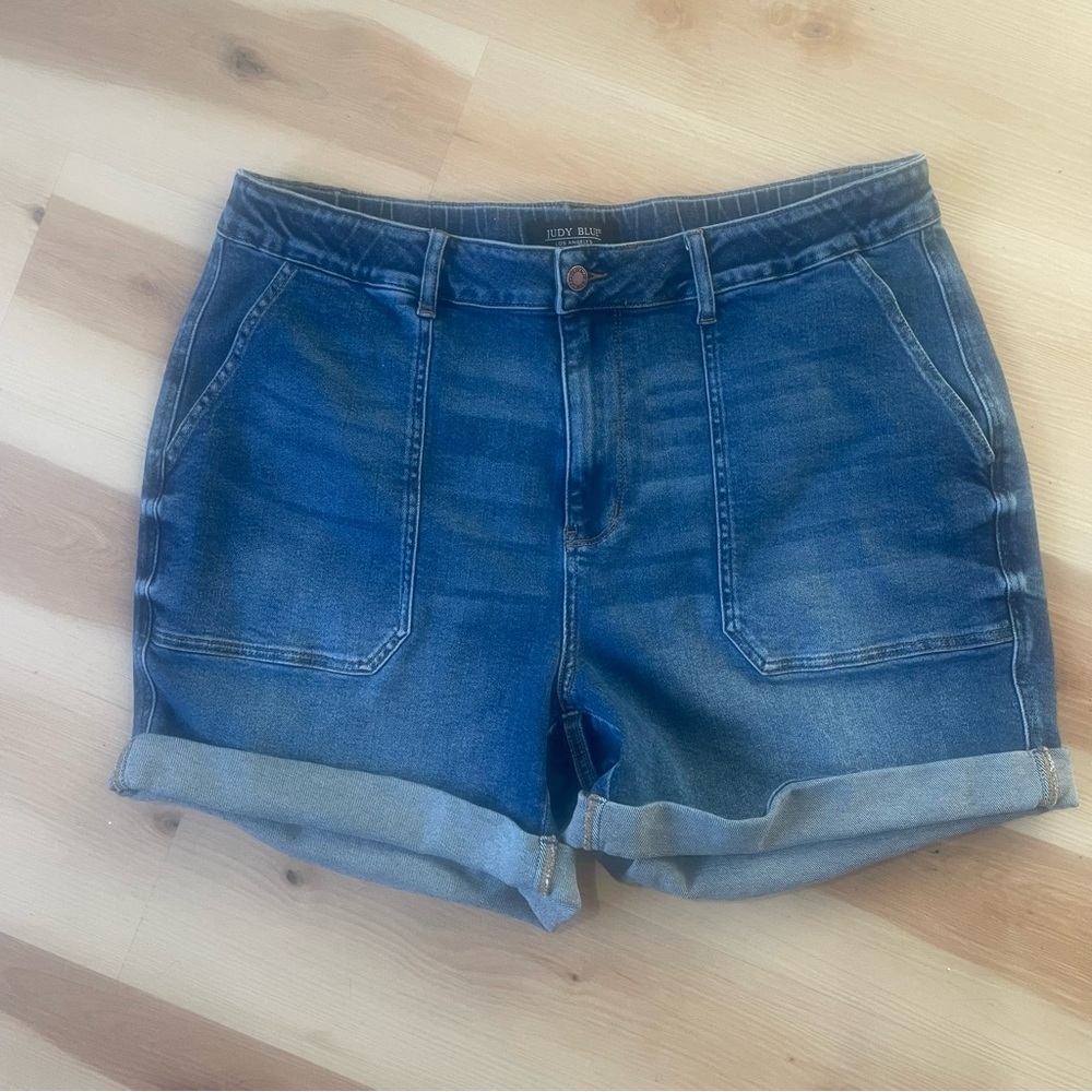 Judy Blue 150343 High Waisted Cuff Shorts Size 3XL Plus